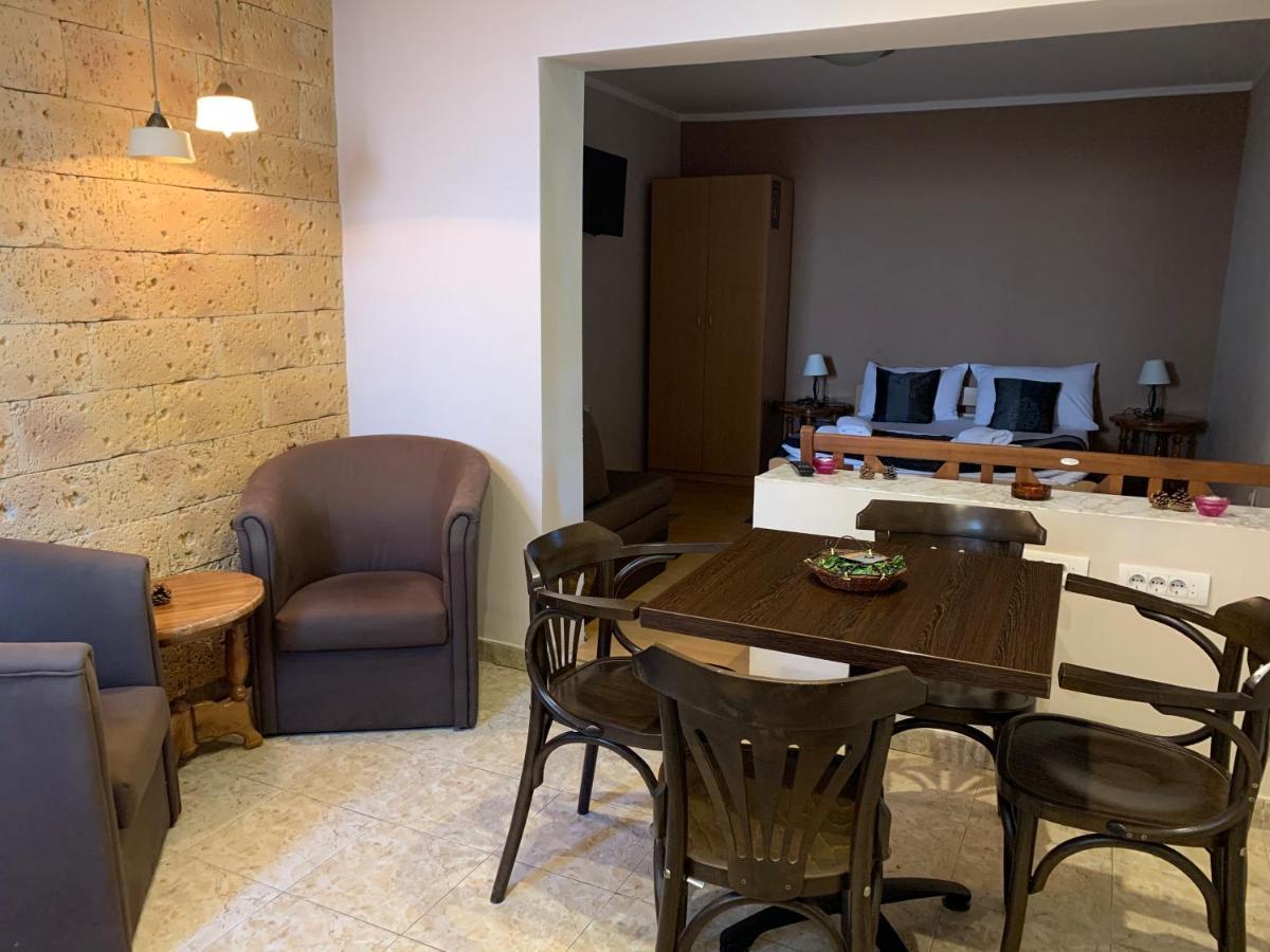 Guest Accommodation Zone Нишка Баня Екстериор снимка