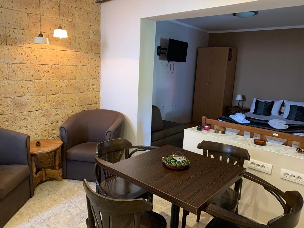 Guest Accommodation Zone Нишка Баня Екстериор снимка