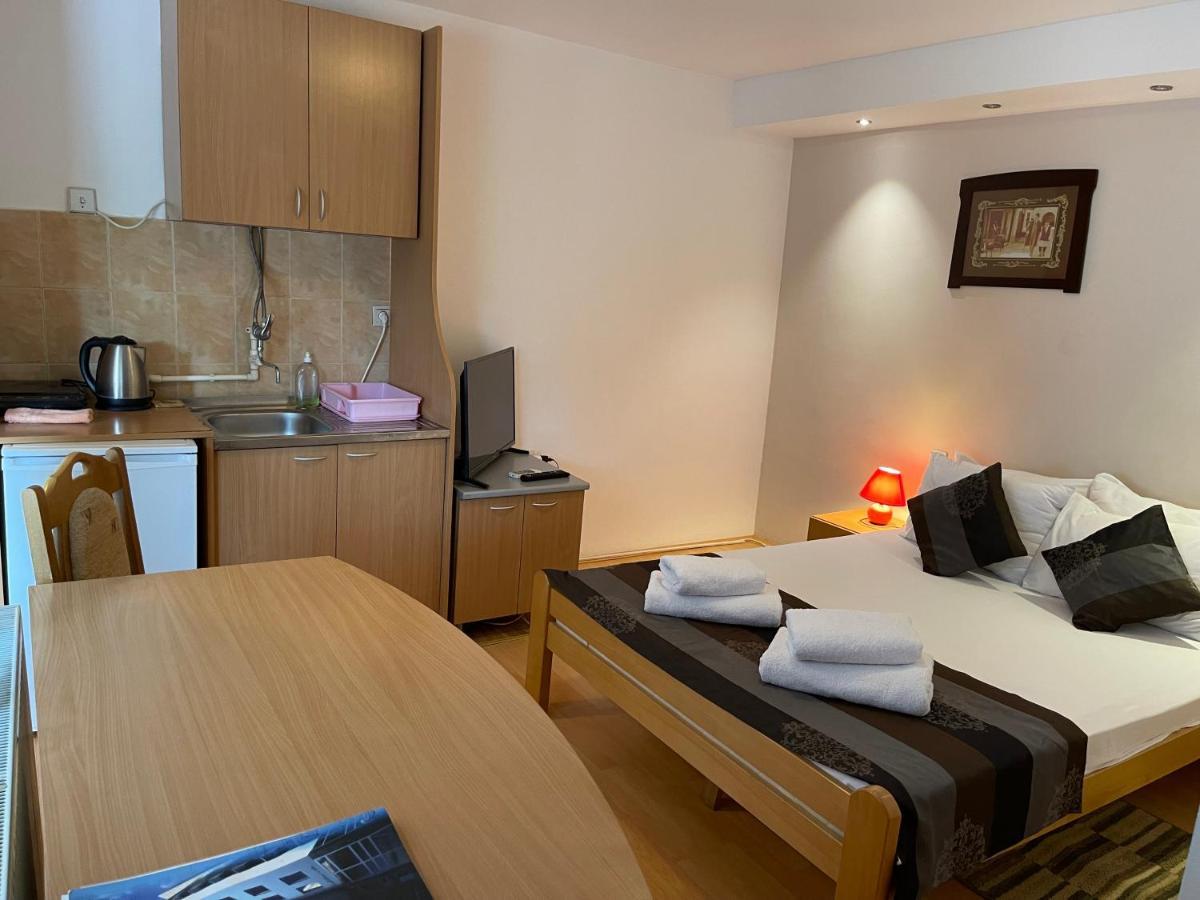 Guest Accommodation Zone Нишка Баня Екстериор снимка