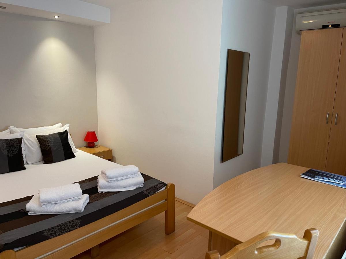 Guest Accommodation Zone Нишка Баня Екстериор снимка